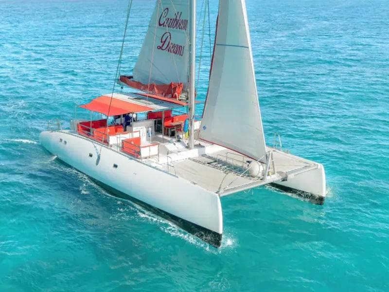 Isla Mujeres Catamarán Cancun Sailing