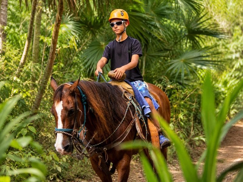 Horseback Riding Rancho Bonanza
